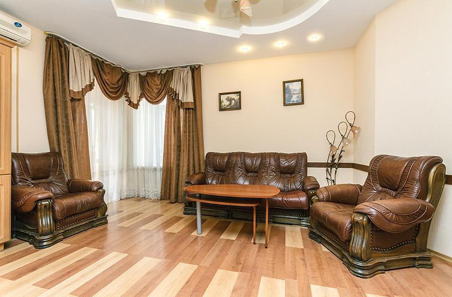 Househome Kiev Luaran gambar